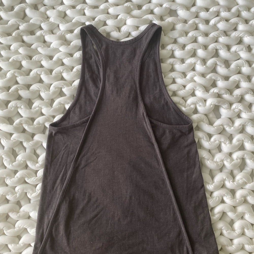 Under Armour Tank - Picture 3 of 5